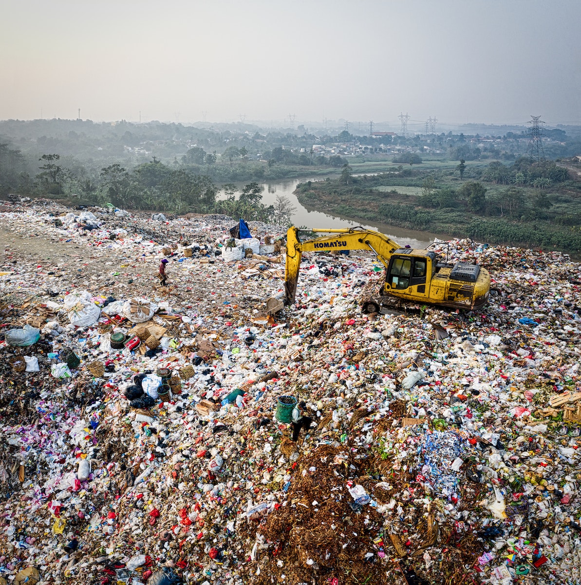 Müllberge auf einer Deponie