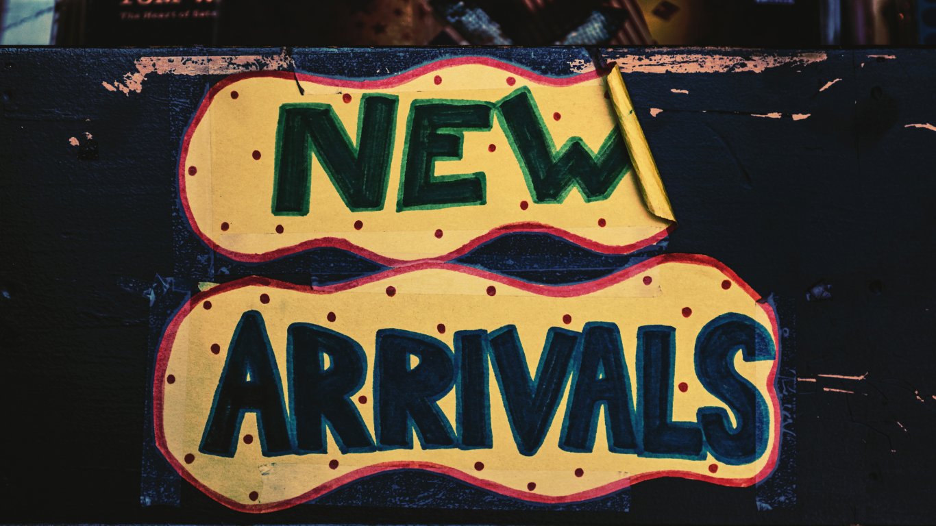 "new arrivals" Schild