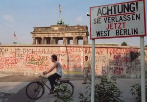 Brandenburger Tor aus dem geteilten Berlin